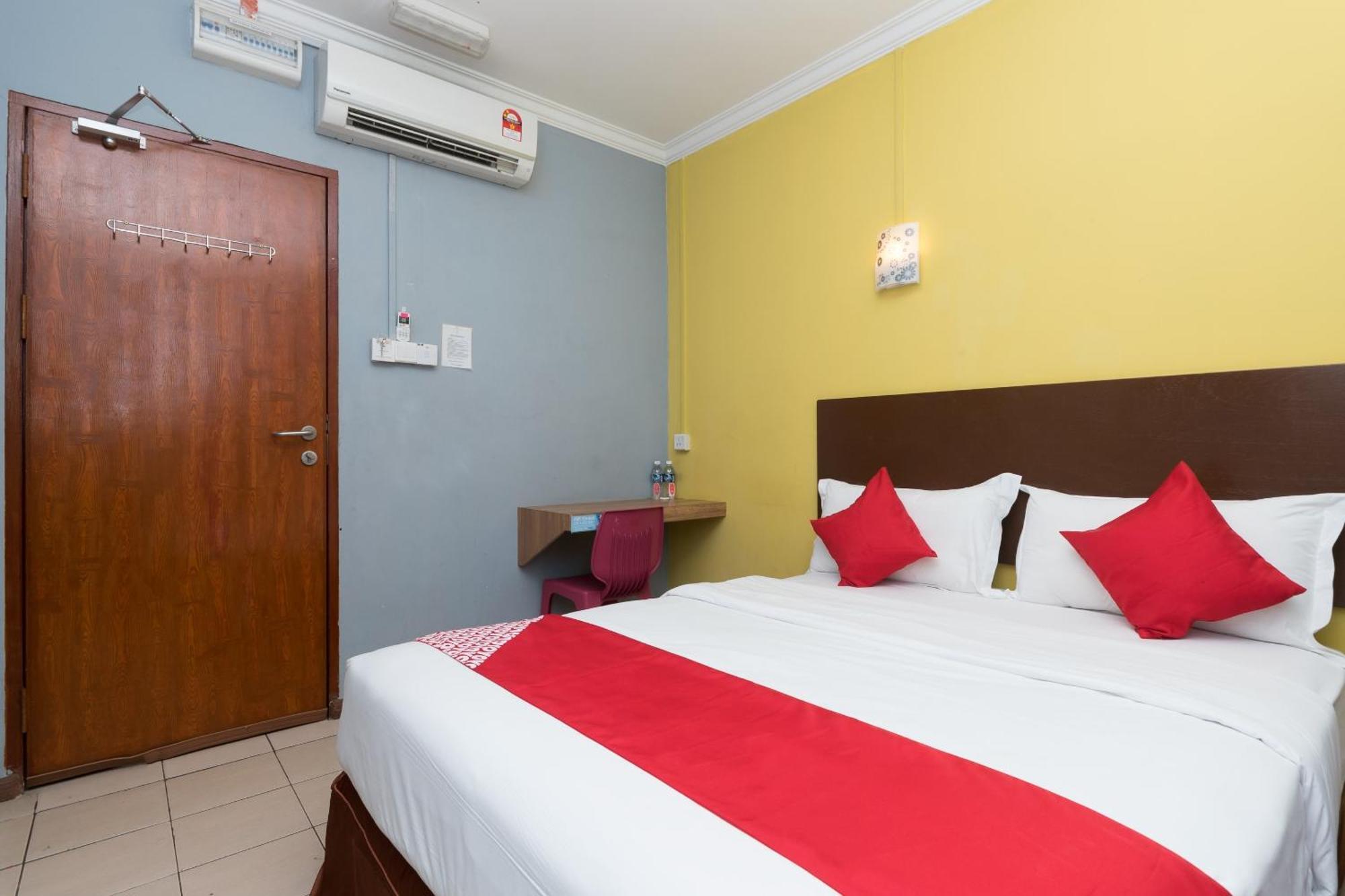 Hotel Super Oyo 218 Storytel Kota Kinabalu Exterior foto